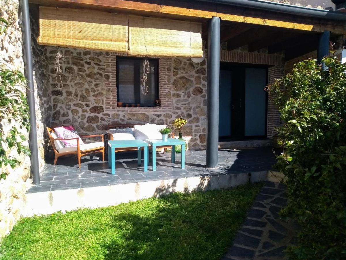 Casa de vacances La Plazuela Del Tietar, Diseno Y Descanso En Gredos Sur *